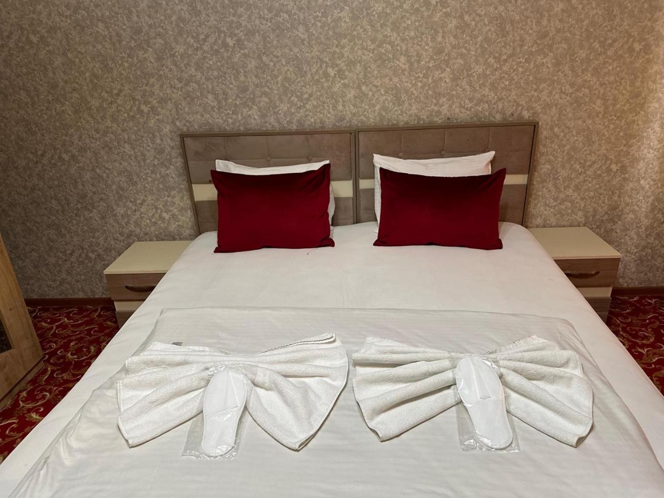 Avi Hotel Baku Exterior photo
