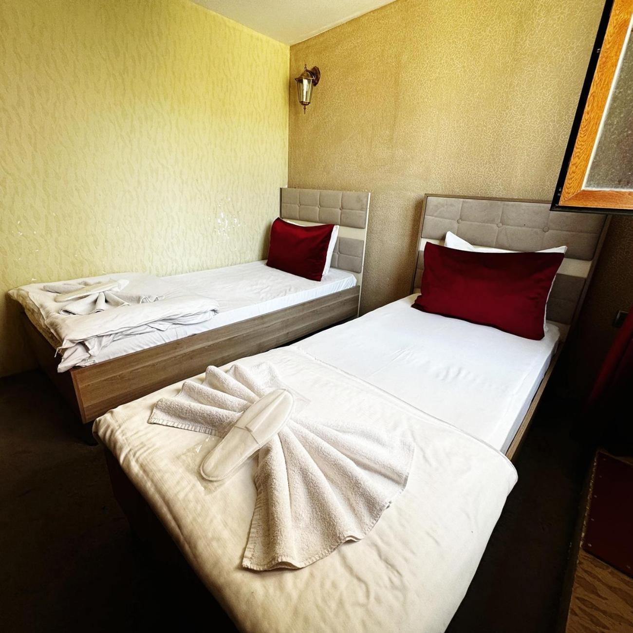 Avi Hotel Baku Exterior photo