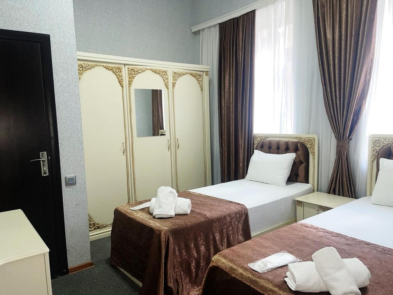 Avi Hotel Baku Exterior photo